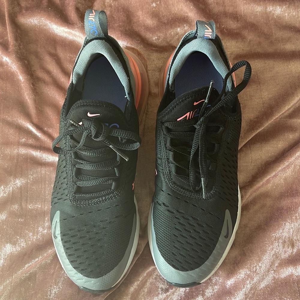 Nike Air 270